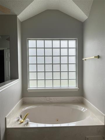 Building Photo - 6608 Buckeye Dr