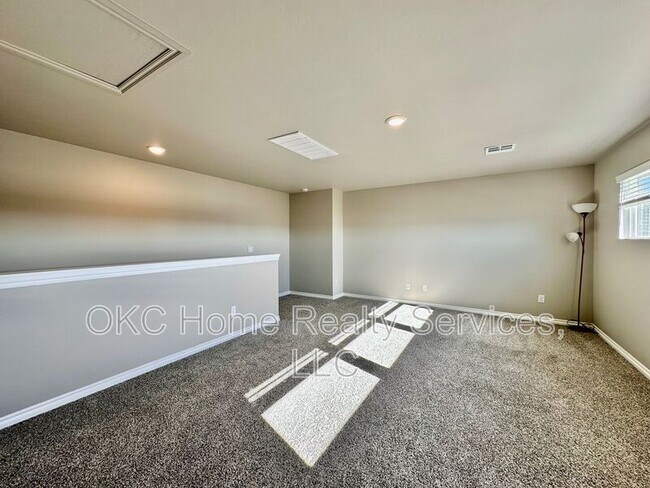 Building Photo - 10341 NW 26th St