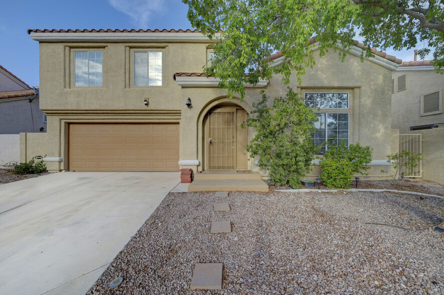 Building Photo - 2136 Birch Gray Dr