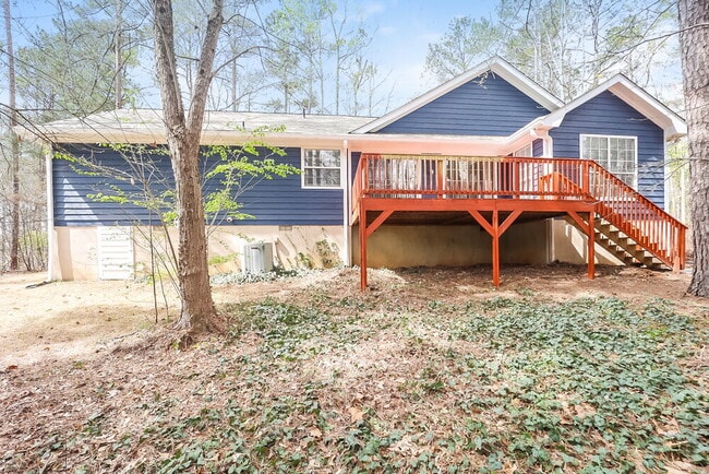 Building Photo - 4165 Golfview Dr