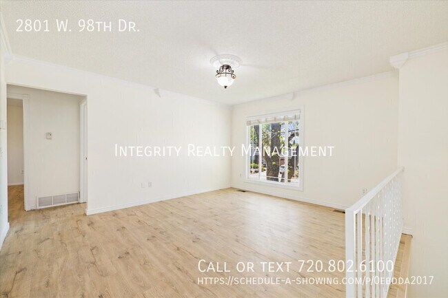 Building Photo - 2801 W 98th Dr