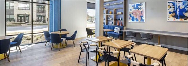 Building Photo - 2301 Aldrich St