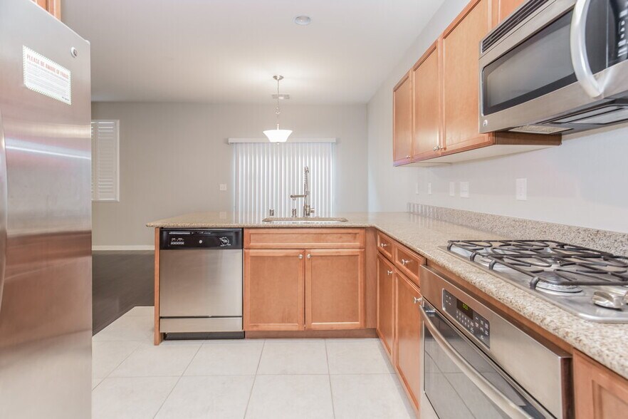 Building Photo - 3919 N Zodiacal Light St