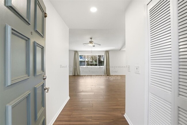 Building Photo - 7326 Wethersfield Dr