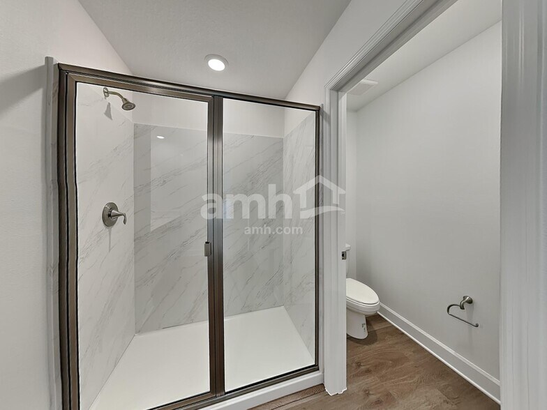 Building Photo - 16710 Cheyanne Ct