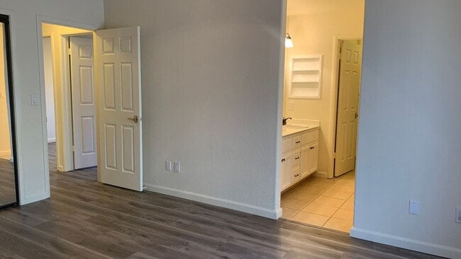 Building Photo - Adorable well maintained 3 bedroom 2 bath ...