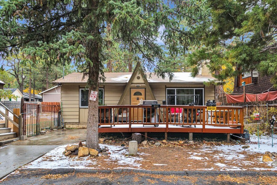 Primary Photo - 360 Maple Ln