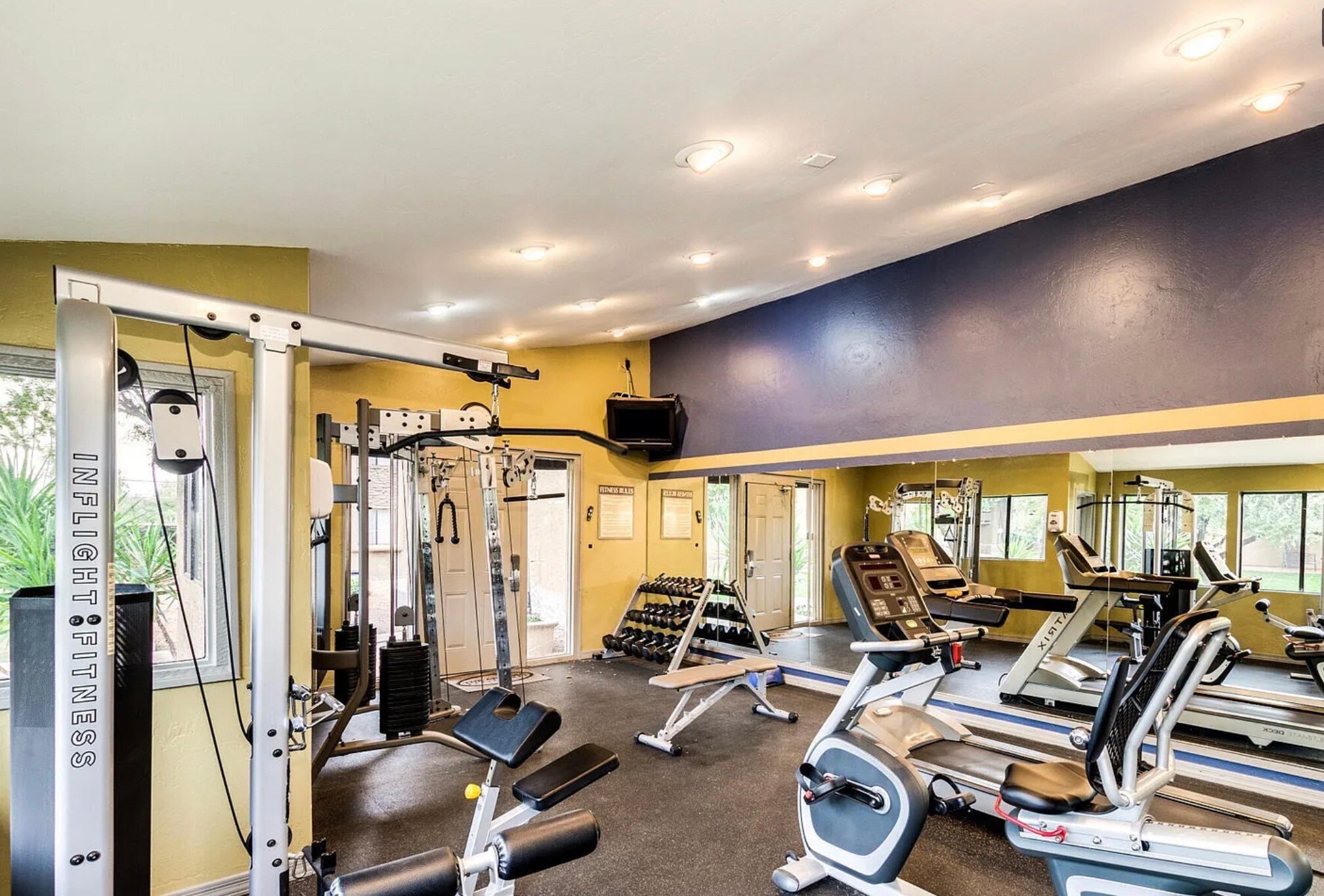 Building Photo - 3825 E Camelback Rd