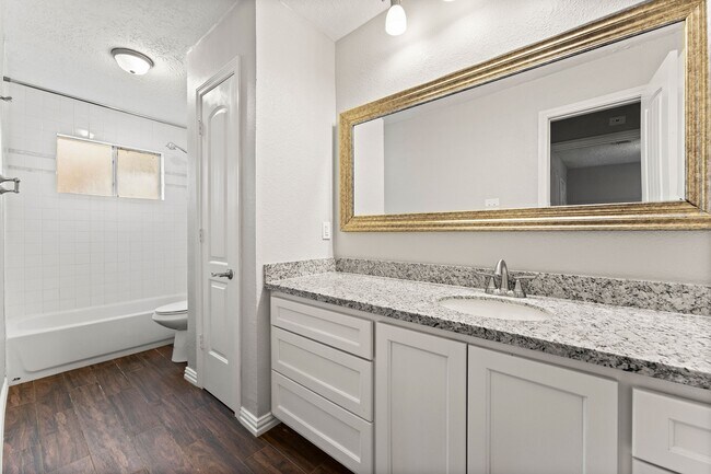 Building Photo - 12730 Lake Conroe Hills Dr