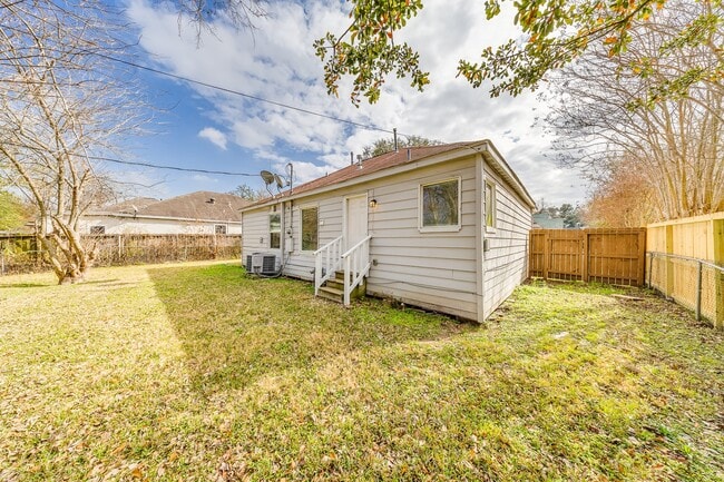 Building Photo - 4523 Keystone St