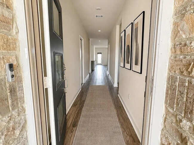 Building Photo - 17925 Curio Dr