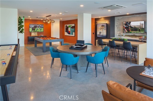 Building Photo - 6235 Topanga Canyon Blvd