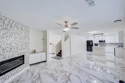 Building Photo - 519 Darlene Trail