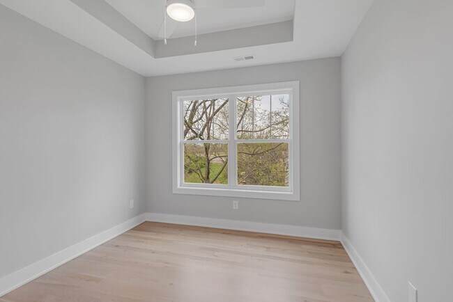 Building Photo - 1804 Overton St