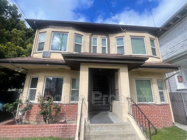 Primary Photo - 522 41st St