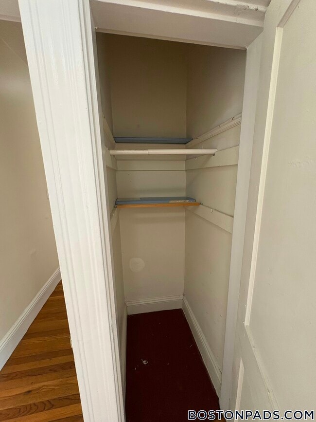 Building Photo - 9 Egremont Rd