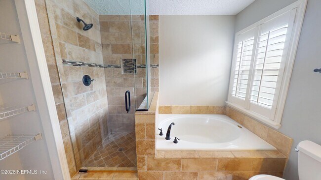 Building Photo - 1738 Chandelier Cir E