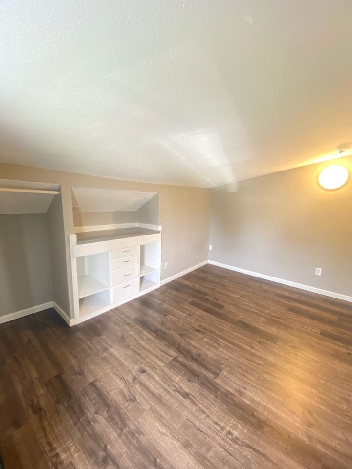 Building Photo - 1524 S 8TH ST