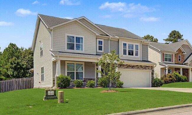 Building Photo - 5-Bedroom Home w/ Fenced-in BackYard in Knightdale