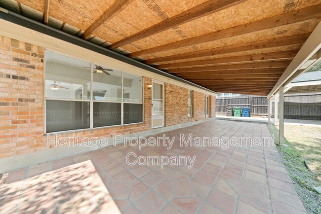 Building Photo - 25222 Flaming Arrow