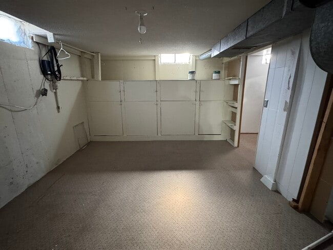 Building Photo - 68 Faircrest Dr