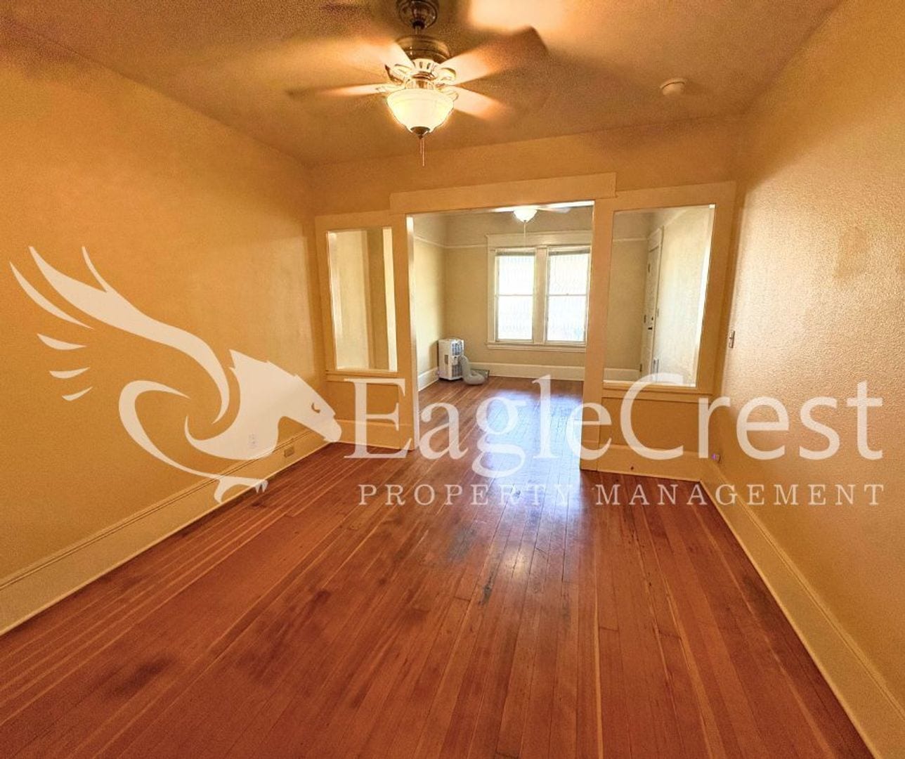 Building Photo - 105NSP