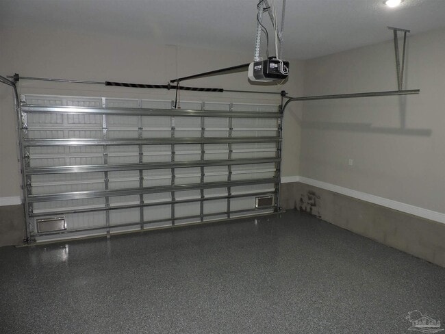 Building Photo - 1451 Madelyn Wds Dr