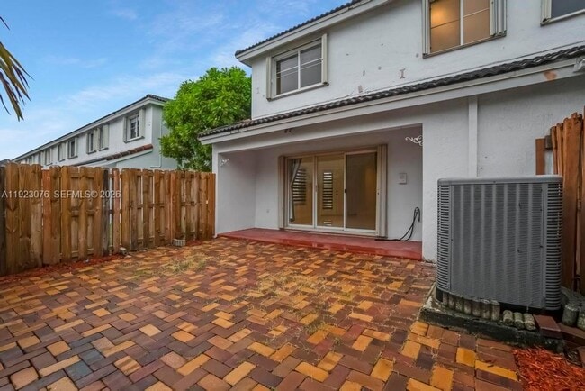 Building Photo - 11462 NW 48th Terrace