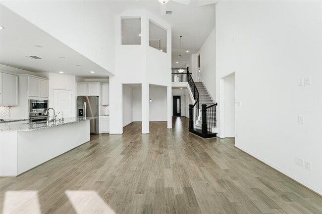 Building Photo - 3614 Windward Canyon Dr