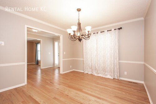 Building Photo - 10509 Ballentine-