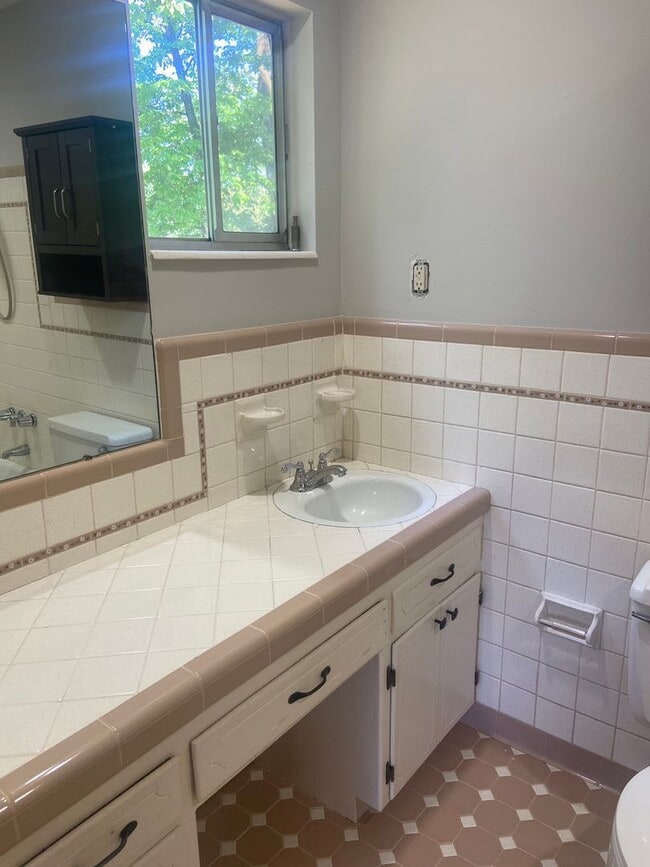 Building Photo - Coming Soon For Rent in Fultondale!