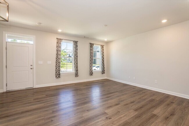 Building Photo - 253 Buckhorn Br Pk