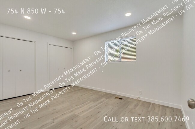 Building Photo - 754 N 850 W St