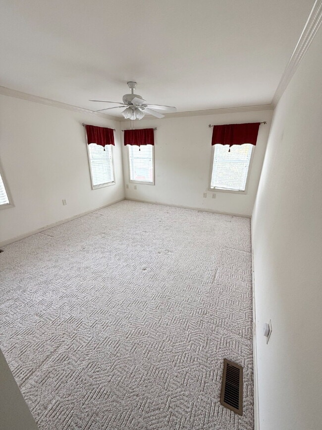 Building Photo - Spacious 3 Bed, 3 Bath Home in Ratcliff Cove Community – Available Soon!