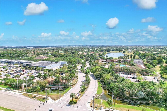 Building Photo - 1637 SW 156th Ave