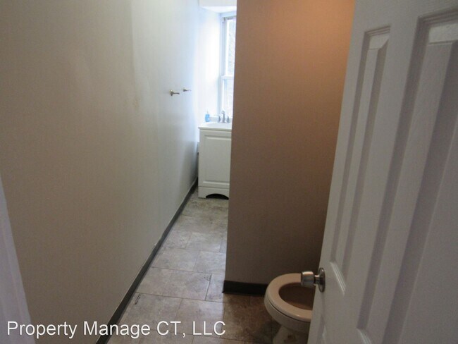 Building Photo - 4 br, 2 bath House - 170 Miller Street