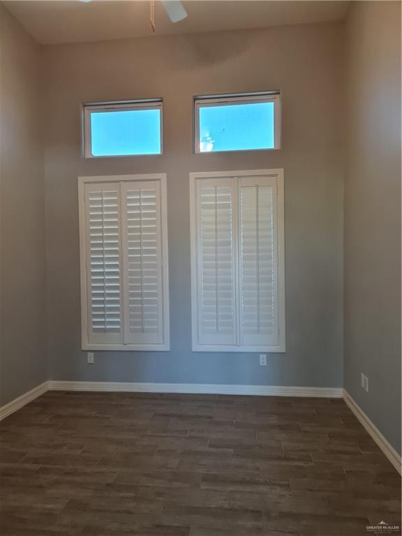 Building Photo - 24 Lago Washington