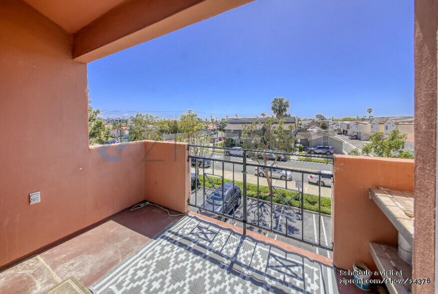 Building Photo - 409 Utica Avenue