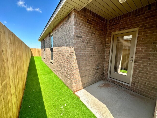 Building Photo - Pre-leasing for June: Frenship ISD!