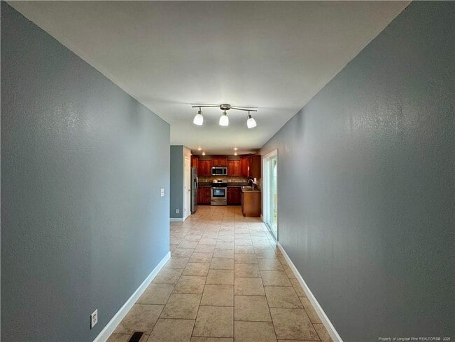 Building Photo - 5026 Waterford Dr