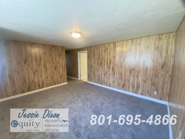 Building Photo - 5136 1250 W