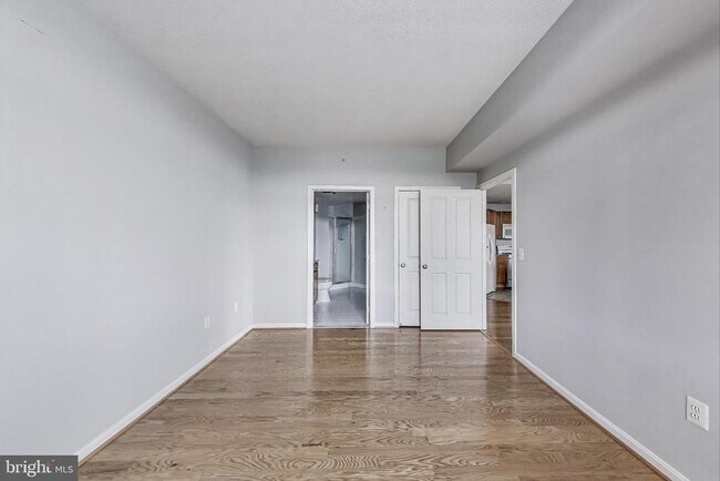 Building Photo - 4480 Market Commons Dr