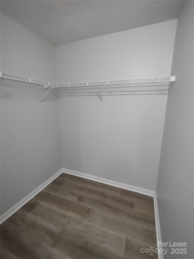 Building Photo - 1857 Birch Heights Ct