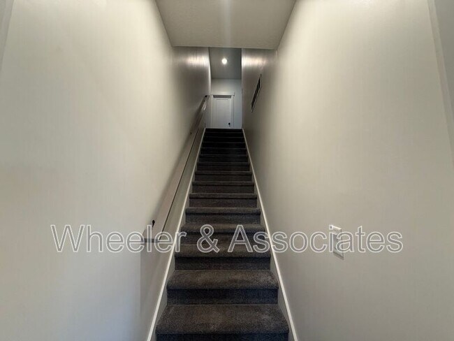 Building Photo - 1294 E 1640 S