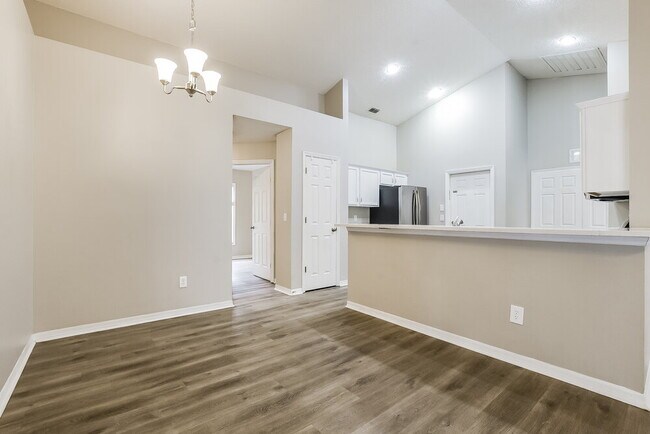 Building Photo - 15849 Green Cove Blvd