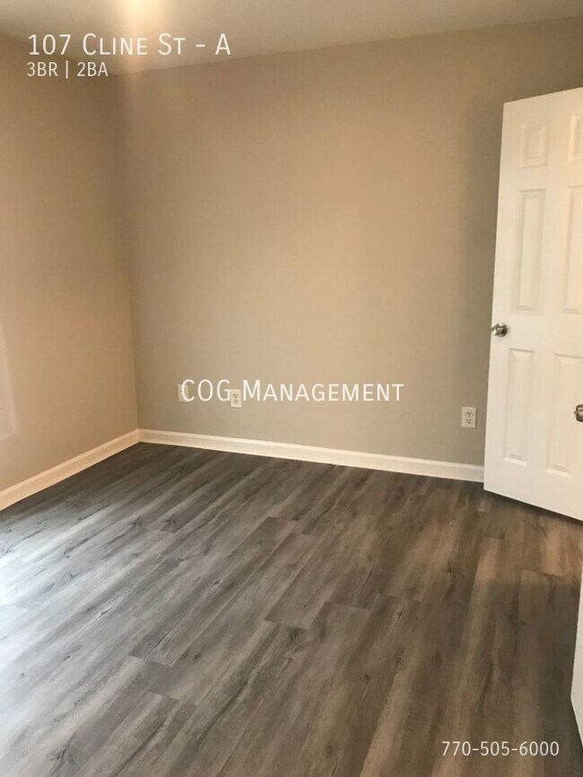 Building Photo - 3 bedroom 2 bath duplex in Adairsville