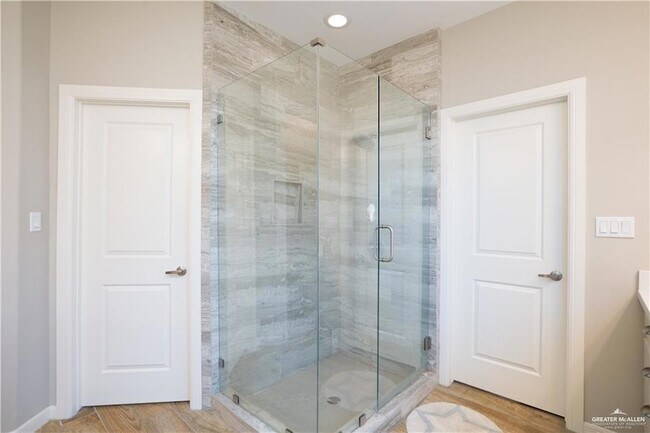 Building Photo - 4600 Choke Canyon Dr