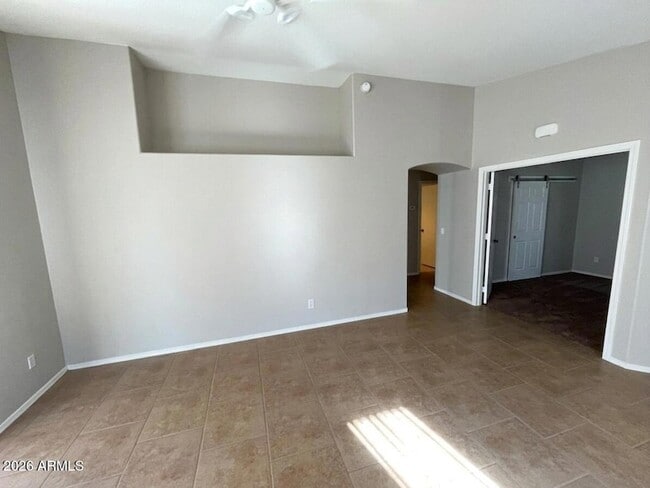 Building Photo - 4148 E Anderson Dr