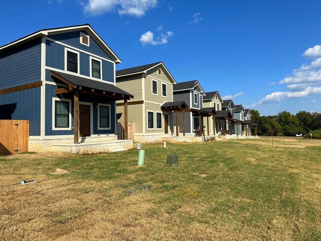 Building Photo - New Construction 3/2 in Buffalo Creek