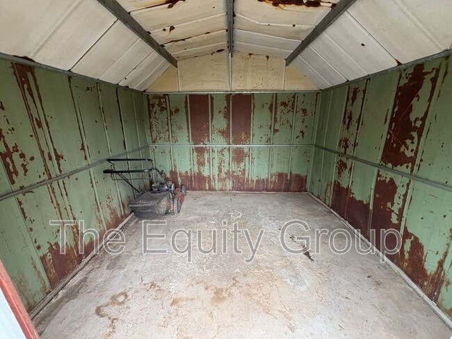 Building Photo - 4122 W Monte Vista Ave